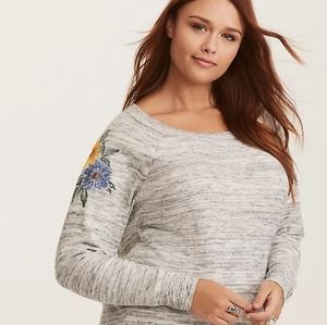 GRAY & WHITE FLORAL KNIT EMBROIDERED SWEATER
